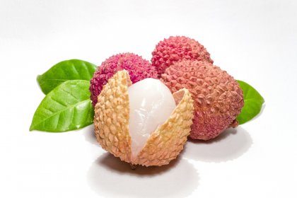 How to eat lychee